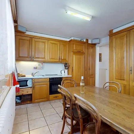 Charming Semi-detached House, Near Sion And Crans-montana *