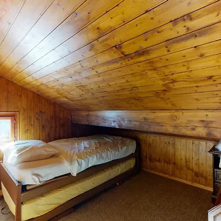 Charming Semi-detached House, Near Sion And Crans-montana *