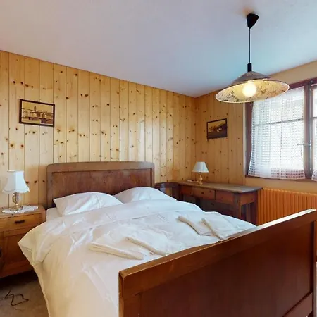 Charming Semi-detached House, Near Sion And Crans-montana Σπίτι διακοπών Chermignon-d'en Bas