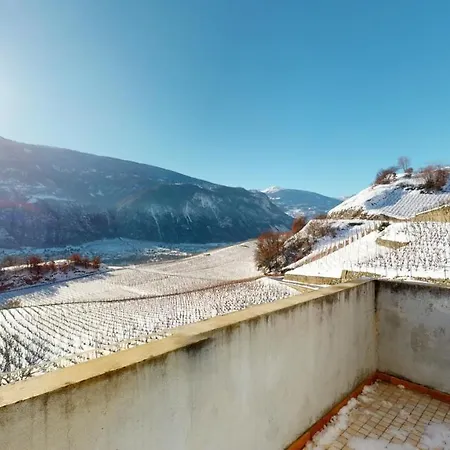 Σπίτι διακοπών Charming Semi-detached House, Near Sion And Crans-montana